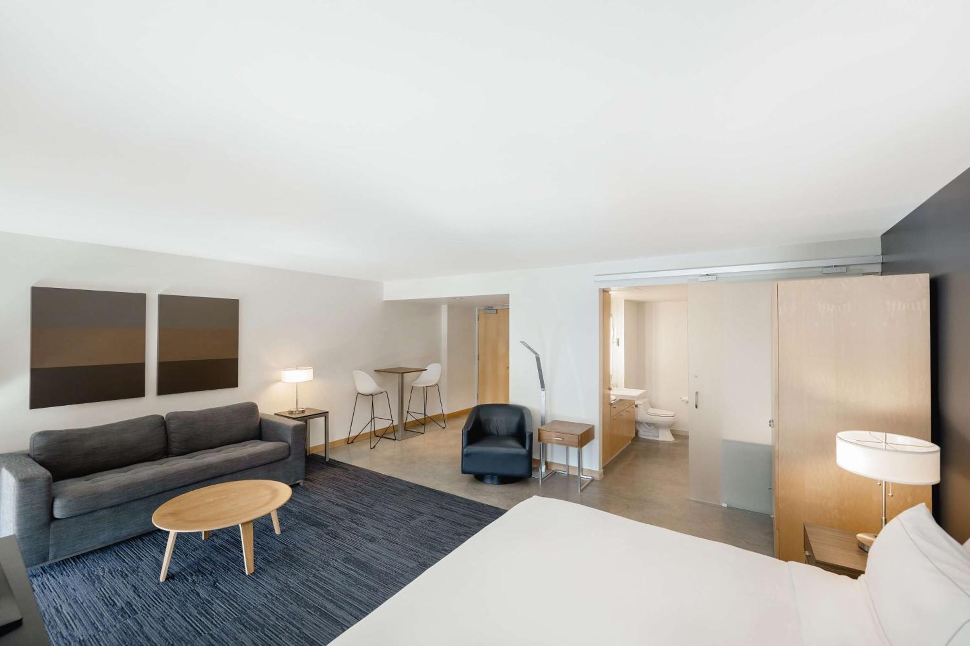 Hotelvetro Iowa City, Tapestry Collection By Hilton Bagian luar foto